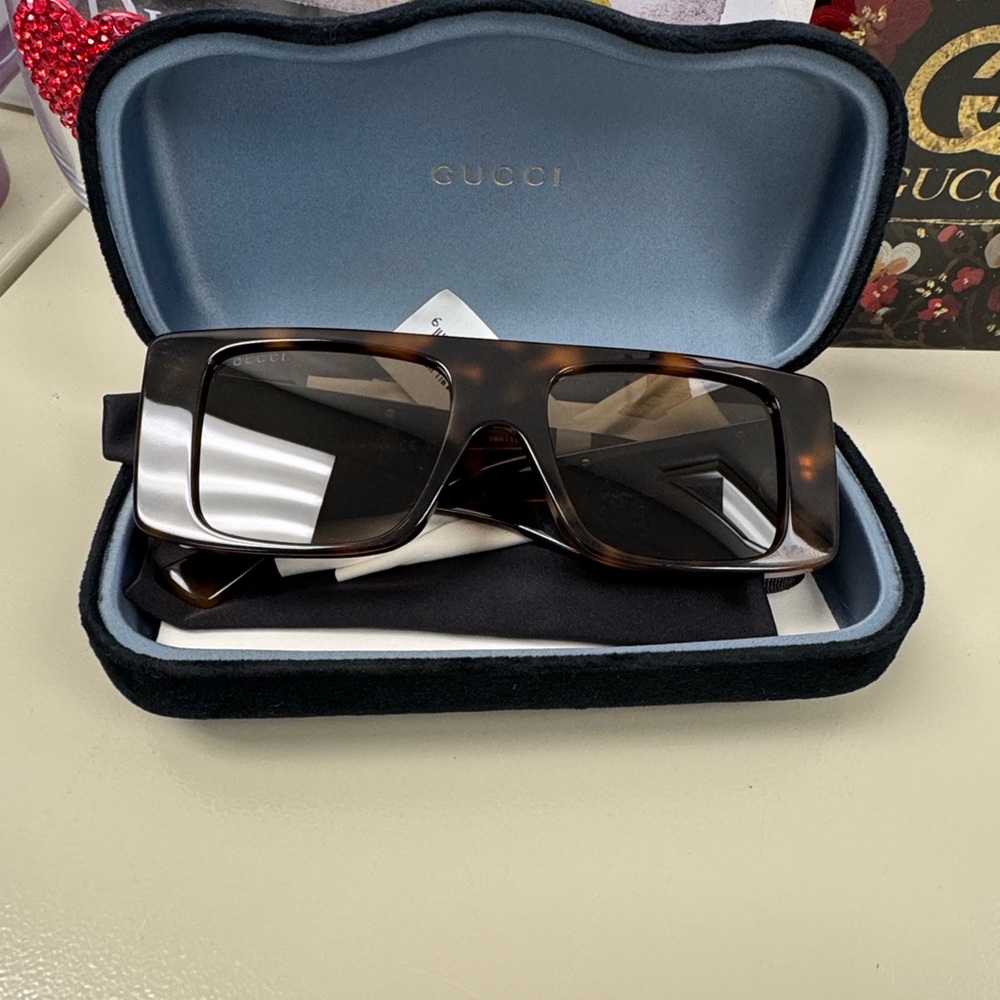 Gucci Brown Rectangular Sunglasses - image 14